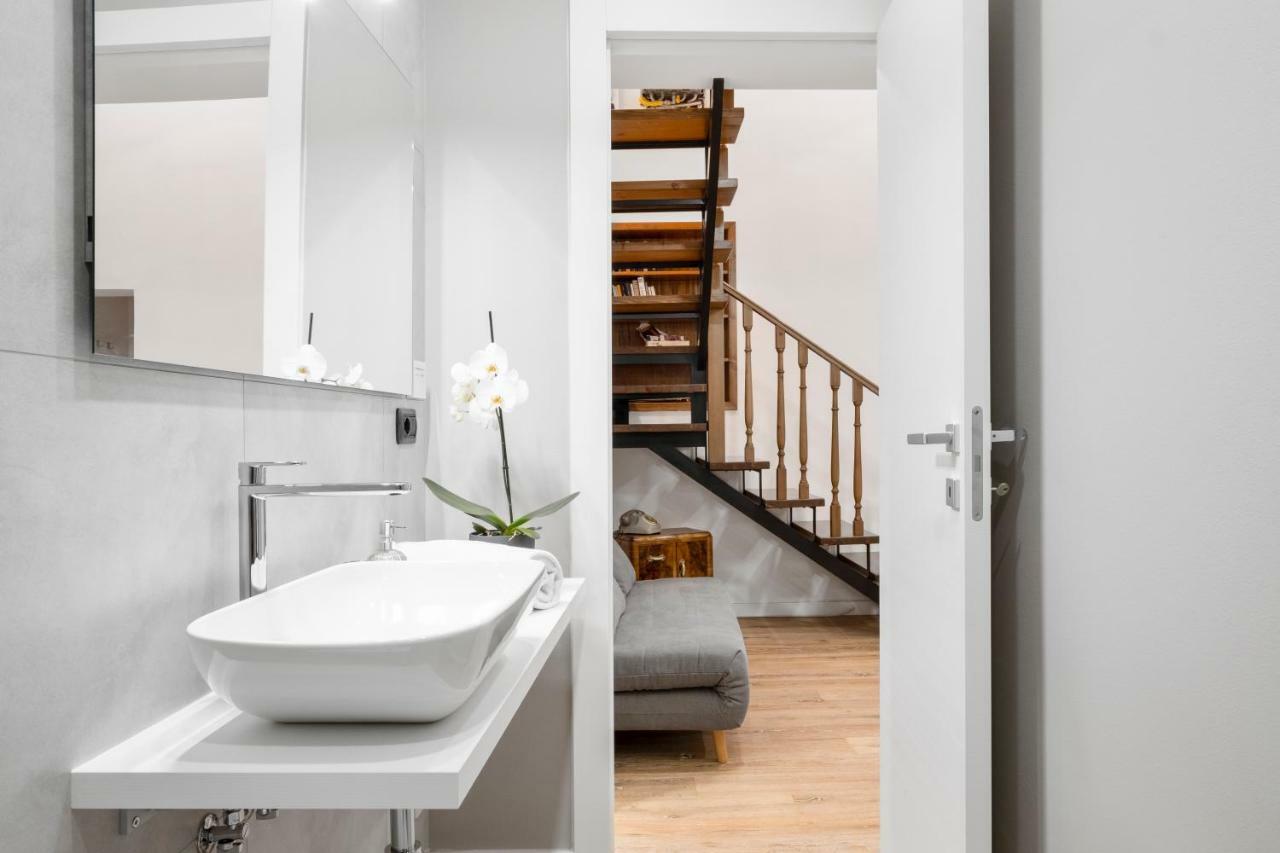 Duplex Luxurious Apt In The Heart Of Bologna Luaran gambar