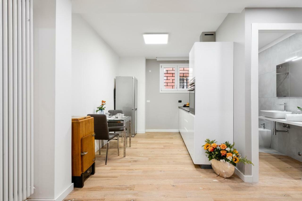 Duplex Luxurious Apt In The Heart Of Bologna Luaran gambar